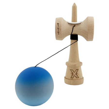 Kendama X Originala, Profesionala, Cyrax, Cupe Mari KING SIZE V3, Rubber Grip, Gaura in Baza, Rulment Metalic, din lemn 18 cm, Ata 62/65 cm, Gradient Albastru/Gri/Albastru deschis