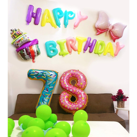 Balon din Folie Metalizata Cyrax, Figurina Cifra, Imprimeu Gogosi, Tema Aniversare 100 cm, Ambalaj Individual, Pai inclus, Umflare cu Aer sau Heliu, Multicolor, Cifra 7
