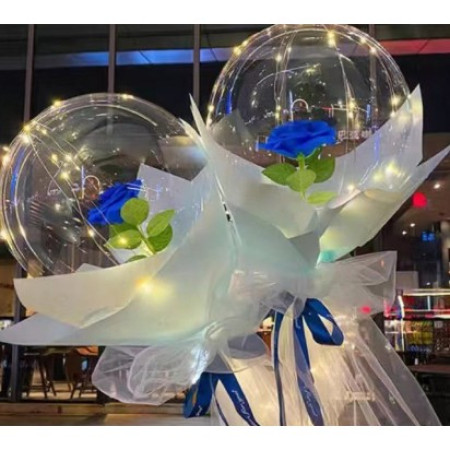 Buchet Decorativ, Cyrax, Trandafir in Balon cu Lumini Led, Diametru 35 cm, 2 x Baterii AA (neincluse), Albastru/Alb