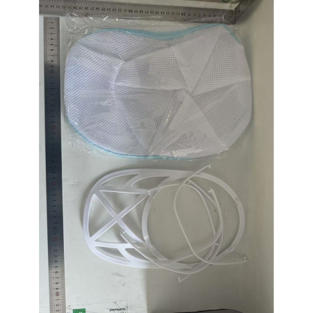 Husa de Spalare Sapca,  pentru Masina de Spalat, din Poliester, Circumferinta 53 cm, cu Fermoar, cu Suport Sapca, Alb/Albastru