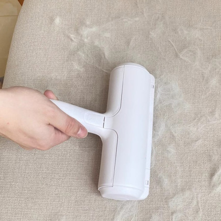 Rola pentru Parul de Animale,  cu Maner 19x19x6cm, Alb/Rosu