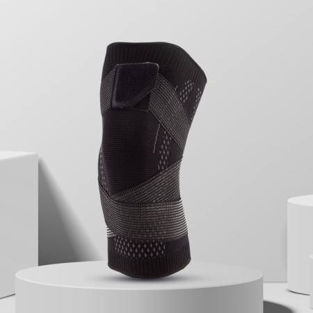 Orteza Elastica pentru Genunchi, Cyrax, Ajustabila cu Bretele Elastice, Banda pentru Compresie, Material Respirabil, Marime M, Culoare Negru