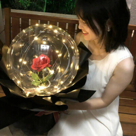 Buchet Decorativ, Cyrax, Trandafir in Balon cu Lumini Led, Diametru 35 cm, 2 x Baterii AA (neincluse), Rosu/Negru