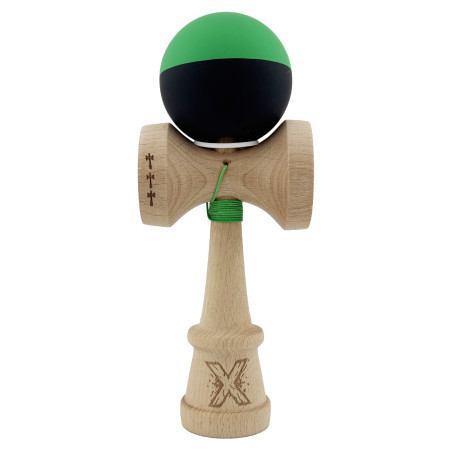 Kendama X Originala, Profesionala, Cyrax, Cupe Mari KING SIZE V3, Rubber Grip, Gaura in Baza, Rulment Metalic, din lemn 18 cm, Ata 62/65 cm, Bicolor Verde/Negru