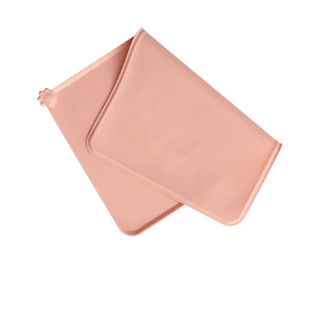 Covoras din silicon pentru animale  pentru bol de apa si mancare, antiderapant, margini ridicate pentru a mentine apa, 48.5x30 cm, Roz