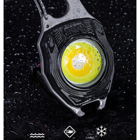 Breloc Multifunctional,  Model W5147, Kit Supravietuire, Lanterna, Bricheta, Fluier, din ABS/Aluminiu, Alimentare USB, Negru/Portocaliu