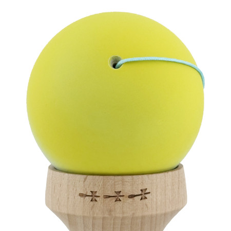 Kendama X Originala, Profesionala, Cyrax, Rubber Grip, Cupe Mari KING SIZE V3, Gaura in Baza, Rulment Metalic, din lemn 18 cm, Ata 62/65 cm, Gradient Galben/Verde deschis