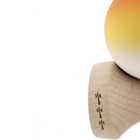 Kendama X Originala, Profesionala, Cyrax, Cupe Mari KING SIZE V3, Rubber Grip, Gaura in Baza, Rulment Metalic, din lemn 18 cm, Ata 62/65 cm, Gradient Portocaliu/Galben/Alb