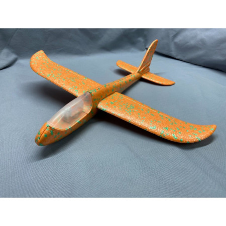 Avion planor din polistiren in punga , lungime 47 cm , cu lumini pe varf, Portocaliu, Cyrax