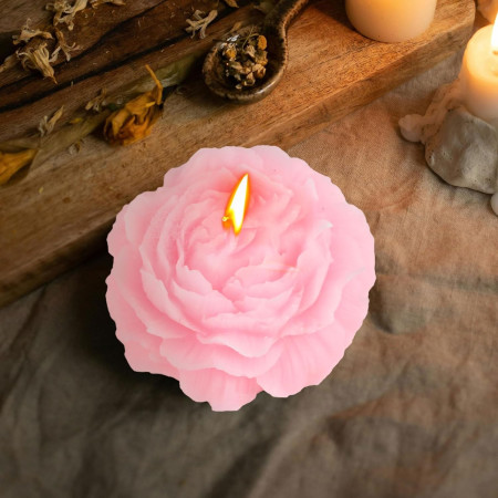 Lumanare Parfumata,  Model Trandafir, Ardere 10h, 70 g, 7.5 x 3.5 cm, Parfum de Piersica, Roz Pal