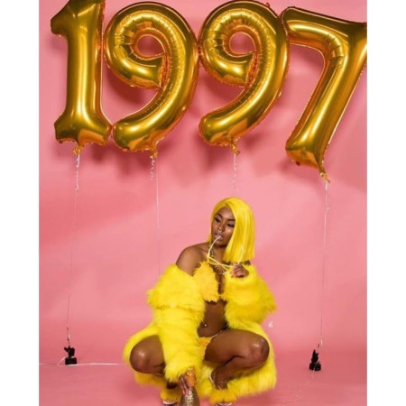 Balon din Folie Metalizata Cyrax, Figurina Cifra, Tema Aniversare 100 cm, Ambalaj Individual, Pai inclus, Umflare cu Aer sau Heliu, Auriu, Cifra 7