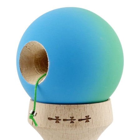 Kendama X Originala, Profesionala, Cyrax, Cupe Mari KING SIZE V3, Rubber Grip, Gaura in Baza, Rulment Metalic, din lemn 18 cm, Ata 62/65 cm, Gradient Verde/Albastru