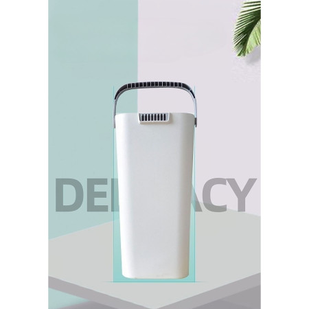 Set de Curatenie,  Mop si Galeata, Capacitate 5.7 l, 4 Rezerve Microfibra Incluse, Plastic, Utilizare Umeda/Uscata, Stoarcere Fara Maini, Albastru/Alb