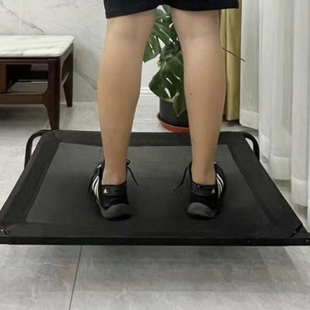 Pat pentru Animalele de Companie,  din Plasa este Rezistent la Umiditate, Picioare de Otel, Respirabil, Marimea S 68 x 55 x 16 cm, Negru