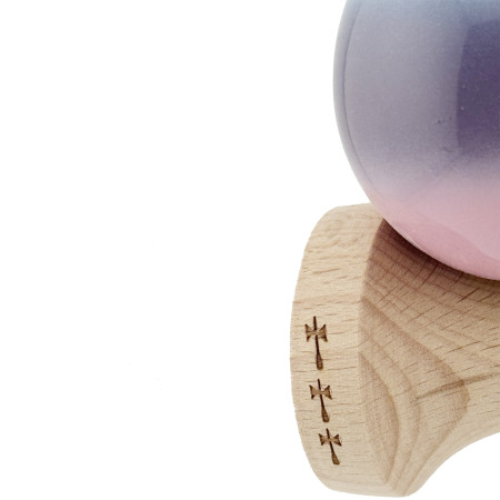 Kendama X Originala, Profesionala, Cyrax, Big Cups V2, Super Sticky cu Cupe Mari, din lemn 18 cm, Rulment Metalic cu Ata 55 cm, Albastru/Mov/Roz