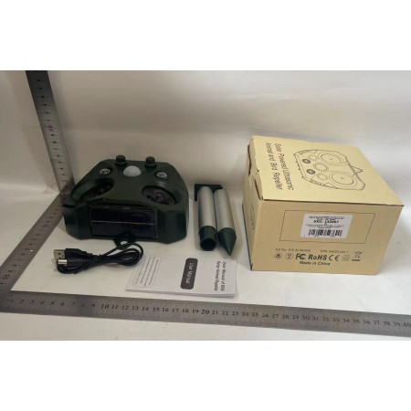 Aparat Solar LED cu Ultrasunete,  Repelent pentru Animale Mari si Mici, Lumina Rosie si Alba, Anti Rozatoare, Anti Insecte, 15 x 14 x 24 cm, Verde