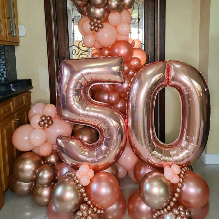Balon din Folie Metalizata Cyrax, Figurina Cifra, Tema Aniversare 40 cm, Ambalaj Individual, Pai inclus, Umflare cu Aer sau Heliu, Rose Gold, Cifra 5