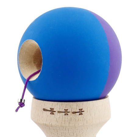 Kendama X Originala, Profesionala, Cyrax, Rubber Grip, Cupe Mari KING SIZE V3, Gaura in Baza, Rulment Metalic, din lemn 18 cm, Ata 62/65 cm, Bicolor Mov/Albastru