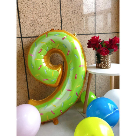 Balon din Folie Metalizata Cyrax, Figurina Cifra, Imprimeu Gogosi, Tema Aniversare 100 cm, Ambalaj Individual, Pai inclus, Umflare cu Aer sau Heliu, Multicolor, Cifra 9