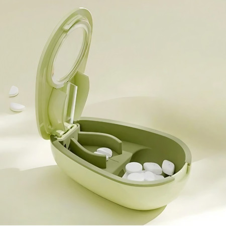 Cutie Taiat Pastile si Depozitare Medicamente,  Galbena, 8x5x2.65 cm, Compacta si Portabila, Ideala Pentru Calatorii