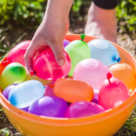 Set 300 de Baloane cu Apa, Cyrax, Rezervor de Apa de Umplut, 1.5L, Autosigilate, 34 x 27 x 10 cm, Multicolor