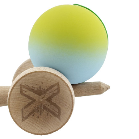 Kendama X Originala, Profesionala, Cyrax, Rubber Grip, Cupe Mari KING SIZE V3, Gaura in Baza, Rulment Metalic, din lemn 18 cm, Ata 62/65 cm, Gradient Galben/Albastru