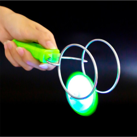 Jucarie Interactiva, Cyrax, Titirez Magnetic, cu Led, 19.8 x 5 cm, Verde