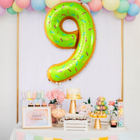 Balon din Folie Metalizata Cyrax, Figurina Cifra, Imprimeu Gogosi, Tema Aniversare 100 cm, Ambalaj Individual, Pai inclus, Umflare cu Aer sau Heliu, Multicolor, Cifra 9