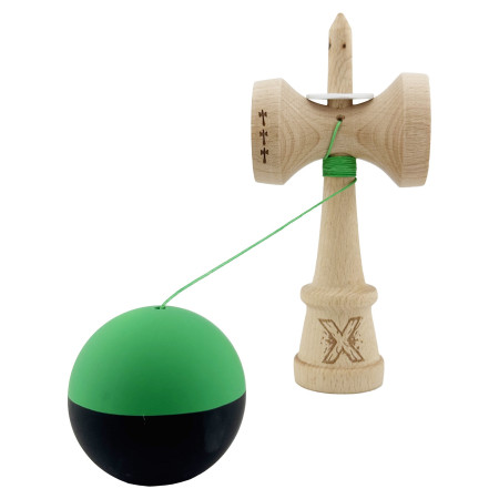 Kendama X Originala, Profesionala, Cyrax, Cupe Mari KING SIZE V3, Rubber Grip, Gaura in Baza, Rulment Metalic, din lemn 18 cm, Ata 62/65 cm, Bicolor Verde/Negru