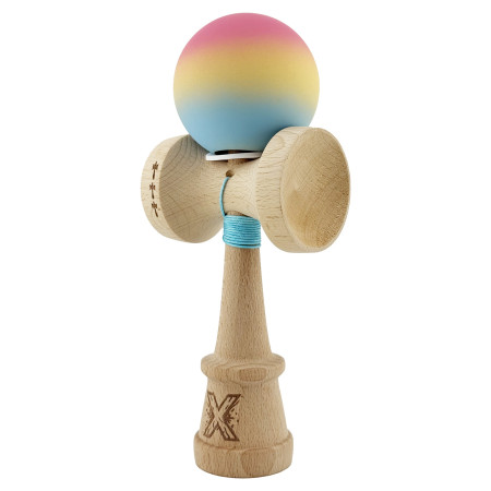Kendama X Originala, Profesionala, Cyrax, Cupe Mari KING SIZE V3, Rubber Grip, Gaura in Baza, Rulment Metalic, din lemn 18 cm, Ata 62/65 cm, Gradient Roz/Galben/Albastru deschis
