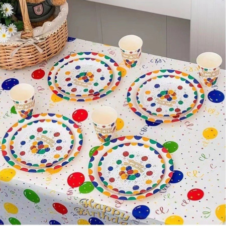 Set 10 Farfurii de Unica Folosinta, Cyrax, din Carton, 18 cm, Model Happy Birthday, Multicolor