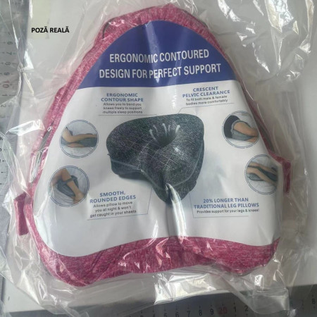 Perna Ortopedica pentru Picioare, Cyrax, Multifunctionala, Confortabilă, in Forma de Inima, Spuma cu Memorie, Curea Anti-cadere, 25x23x13 cm, Roz