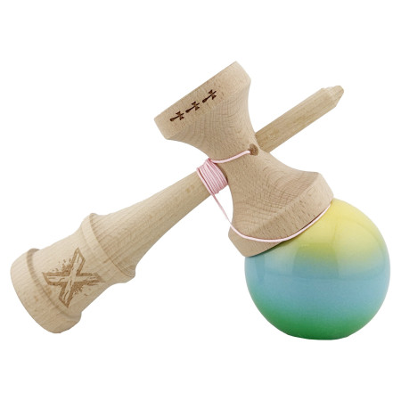 Kendama X Originala, Profesionala, Cyrax, Big Cups V2, Super Sticky Cupe Mari, Rulment Metalic cu Ata 55 cm, Galben/Albastru deschis/Verde