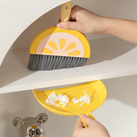 Set Mini Matura si Faras,  LITTLE CLEANER, Uz Casnic, pentru Birou, Bucatarie, Casa, Model Lamaie, 23 x 18 cm Galben-Portocaliu