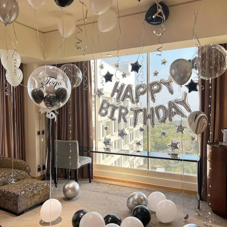 Set 25 de Baloane din Folie Metalizata si Latex, Cyrax, Figurine 2 Stele, 4 Baloane Confetti, 13 Litere, 6 Latex, Model Happy Birthday, Tema Aniversare, 40 cm, Ambalaj Individual, Pai Inclus, Umflare cu Aer sau Heliu, Argintiu