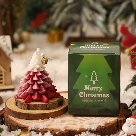 Lumanare Parfumata de Craciun,  Model Brad de Craciun, din Ceara de Soia, Cadou Creativ Handmade de Craciun, 8 x 7 x 7 cm, Rosu