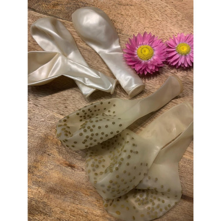 Set 12 Baloane din Folie Metalizata si din Latex, Cyrax, Model Mr Mrs, Tema Nunta, Baloane Party cu Confetti, 45 cm, 30 cm, Pai inclus, Umflare cu Aer sau Heliu, Alb/Auriu