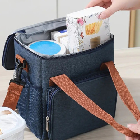 Geanta Termo-Izolanta, Cyrax, Multifunctionala, 1 Compartiment Principal, 1 Buzunar Lateral Exterior, Impermeabila, Manere si Bretea de Umar, 25x22x15 cm, Albastru