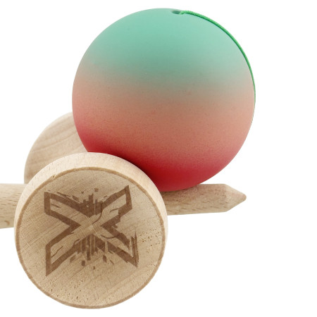 Kendama X Originala, Profesionala, Cyrax, Cupe Mari KING SIZE V3, Rubber Grip, Gaura in Baza, Rulment Metalic, din lemn 18 cm, Ata 62/65 cm, Gradient Verde/Roz/Rosu