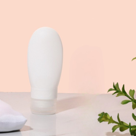 Recipient Portabil din Silicon Elegant de Voiaj, Sticla de Calatorie,  Potrivita pentru Lotiune, Sampon si Alte Lichide, Anti-scurgere, cu Posibilitate de Reumplere, Capacitate 90mL, Alb