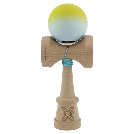 Kendama X Originala, Profesionala, Cyrax, Rubber Grip, Cupe Mari KING SIZE V3, Gaura in Baza, Rulment Metalic, din lemn 18 cm, Ata 62/65 cm, Gradient Galben/Verde deschis