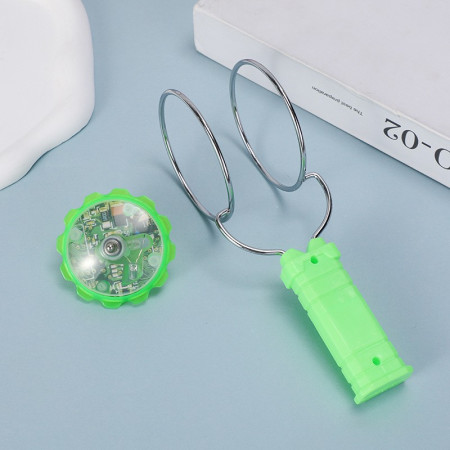 Jucarie Interactiva, Cyrax, Titirez Magnetic, cu Led, 19.8 x 5 cm, Verde