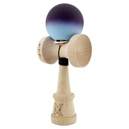 Kendama X Originala, Profesionala, Cyrax, Cupe Mari KING SIZE V3, Rubber Grip, Gaura in Baza, Rulment Metalic, din lemn 18 cm, Ata 62/65 cm, Gradient Negru/Albastru deschis